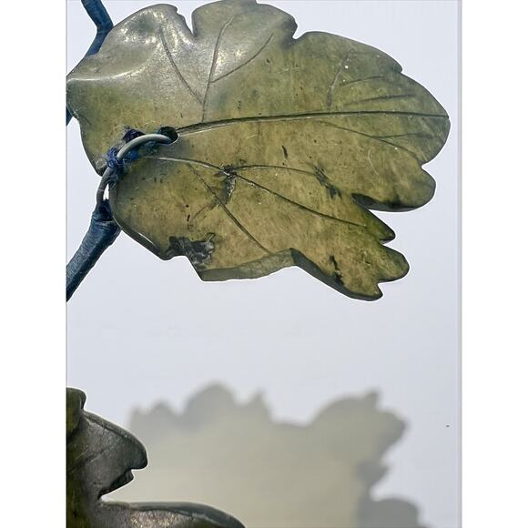 Vintage Serpentine Jade Grape Cluster-Stone Leaves-Mid Century Italian-Fruit - Picture 6 of 6